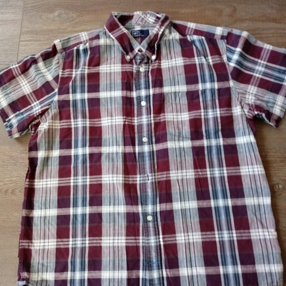 Shirt - Picture 1 of 3